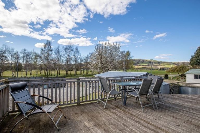 Photo of property in 10 Domain Road, Ettrick, Roxburgh, 9572