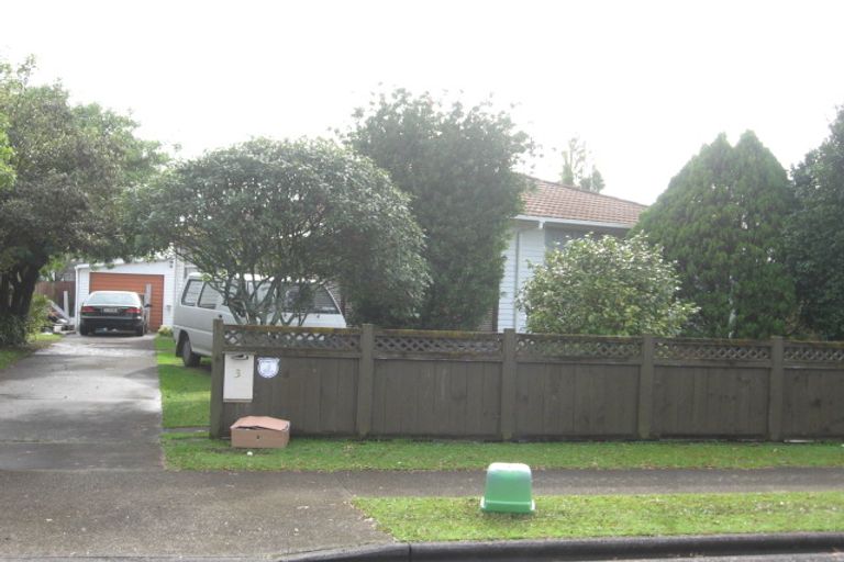 Photo of property in 3 Tangelo Place, Bucklands Beach, Auckland, 2012