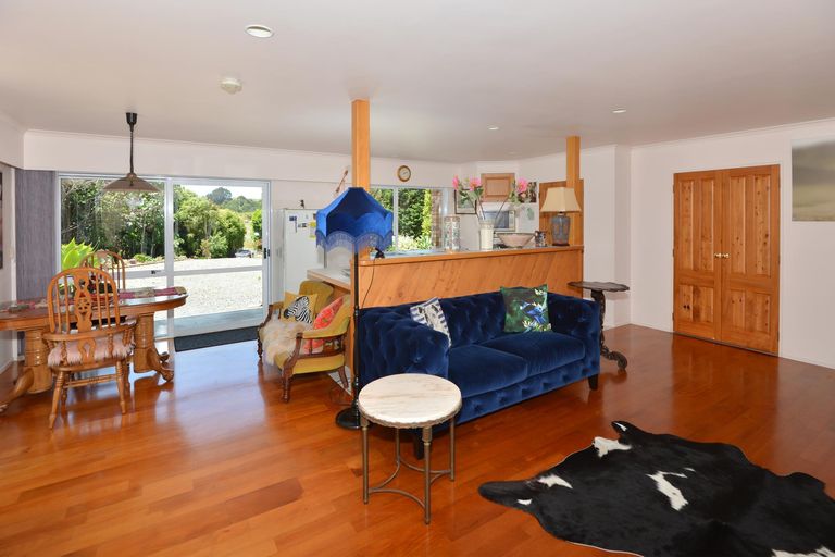 Photo of property in 444 Paparoa Road, Mangapai, Whangarei, 0178