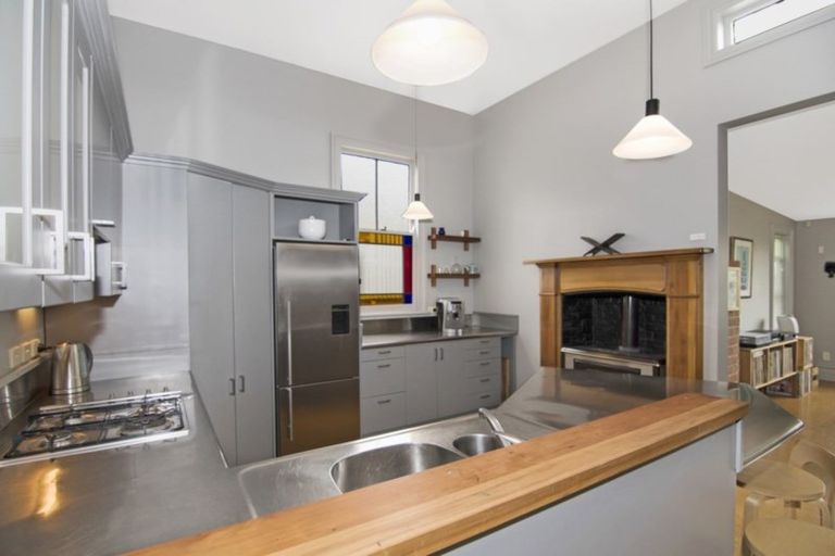 Photo of property in 216 Collingwood Street, Nelson South, Nelson, 7010