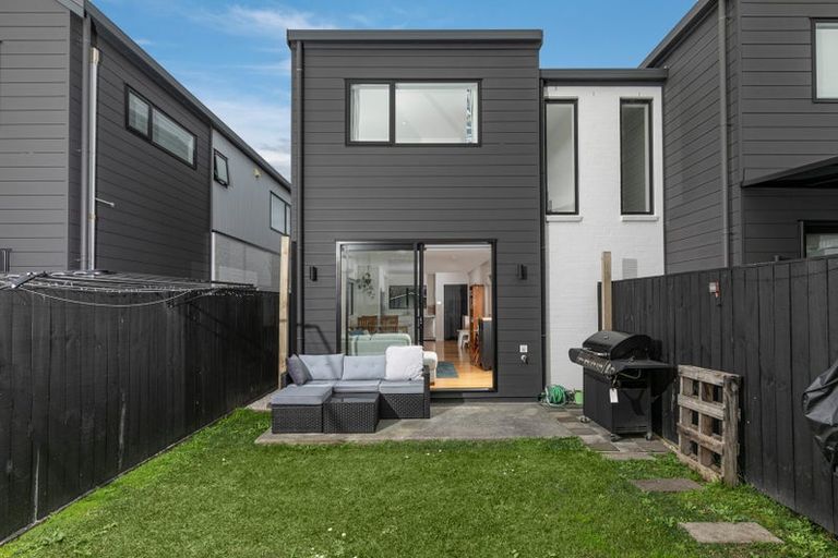 Photo of property in 31 Patrick Rice Drive, Swanson, Auckland, 0614