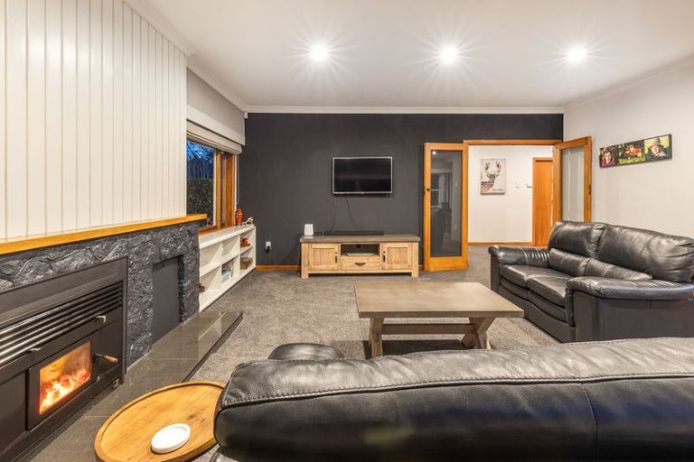 Photo of property in 397 Te Moana Road, Waikanae, 5036