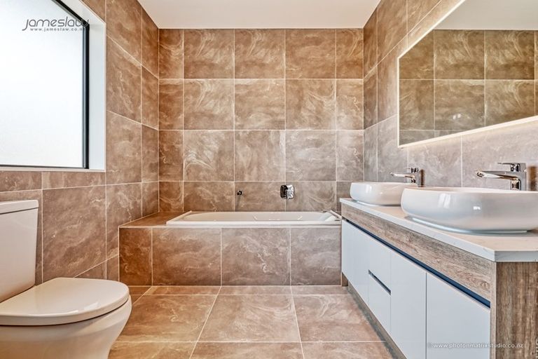 Photo of property in 7 Taimana Place, Greenhithe, Auckland, 0632