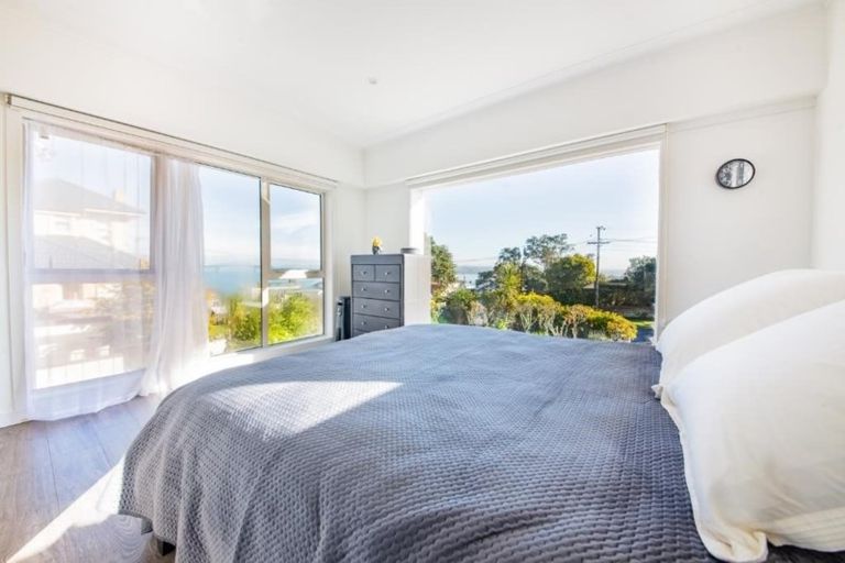 Photo of property in 81a Stanley Point Road, Stanley Point, Auckland, 0624