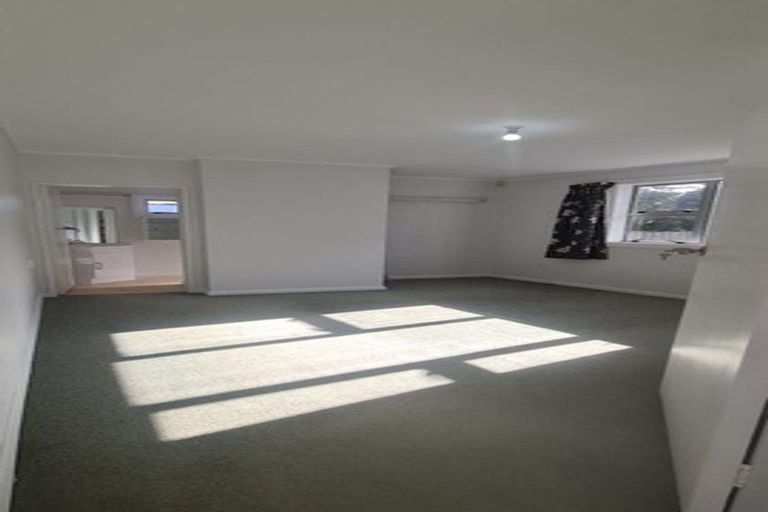 Photo of property in 8 Herewini Street, Titahi Bay, Porirua, 5022