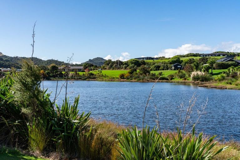 Photo of property in 32 Robert Hastie Drive, Mangawhai, 0573
