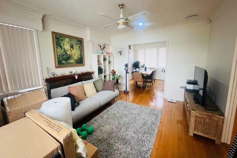 Photo of property in 1/172 Forrest Hill Road, Forrest Hill, Auckland, 0620