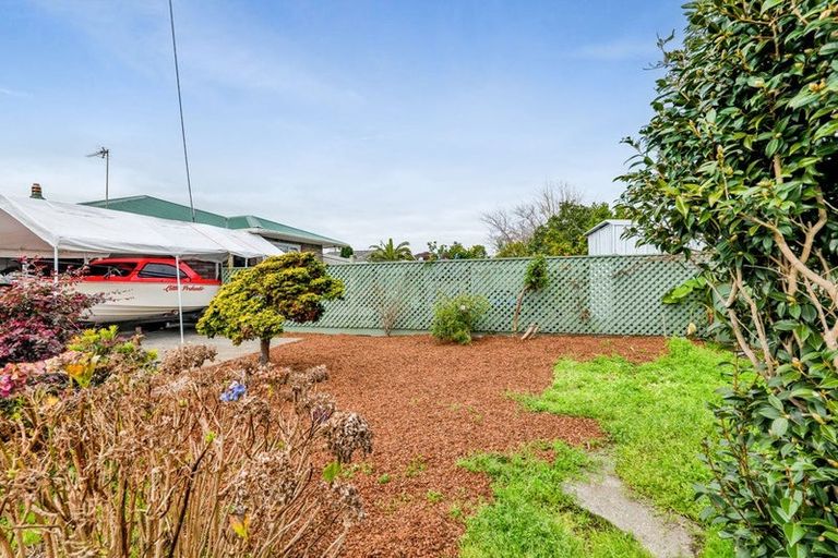 Photo of property in 73 Browne Street, Waitara, 4320