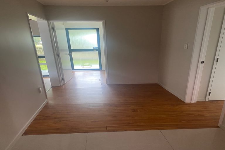 Photo of property in 17 Oakmont Place, Wattle Downs, Auckland, 2103