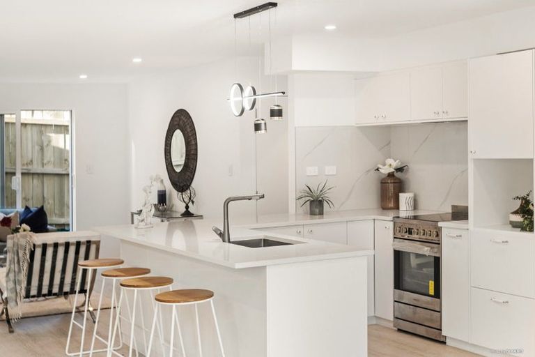 Photo of property in 33 Atkins Road, Luggate, Wanaka, 9382