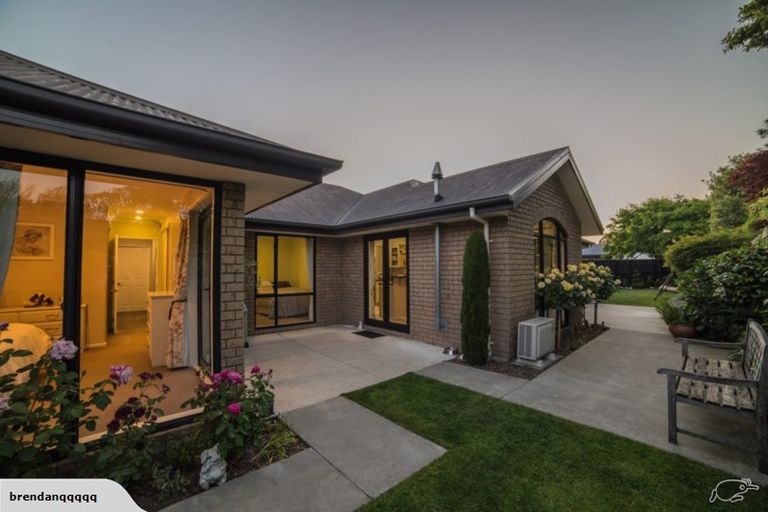 Photo of property in 3 Scarlet Lane, Redwood, Christchurch, 8051