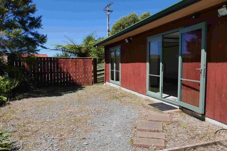 Photo of property in 90 Percy Dyett Drive, Karori, Wellington, 6012