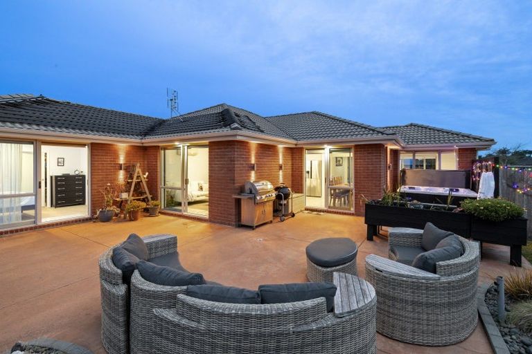 Photo of property in 10 Searle Drive, Patumahoe, Pukekohe, 2679