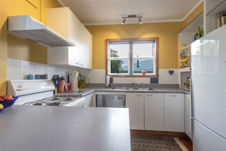 Photo of property in 75 Burgess Road, Johnsonville, Wellington, 6037