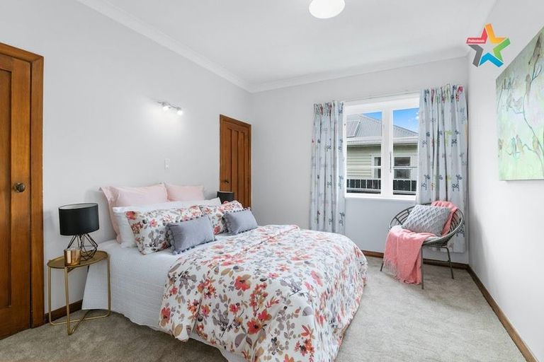 Photo of property in 15 Godley Street, Waterloo, Lower Hutt, 5011