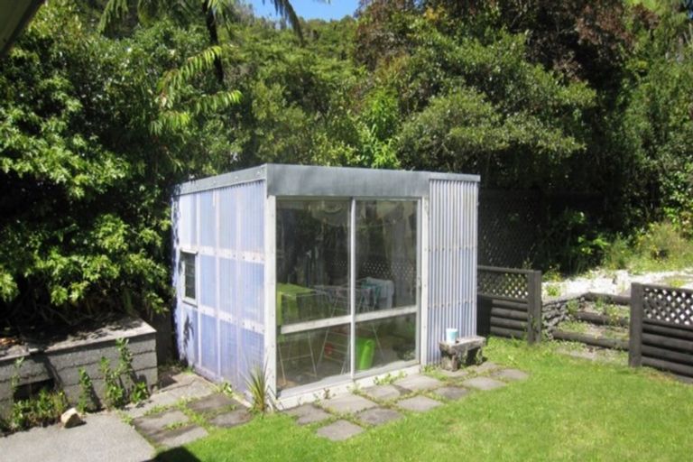 Photo of property in 19 Leith Crescent, Greymouth, 7805