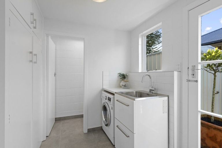 Photo of property in 2/38 Clare Road, St Albans, Christchurch, 8014
