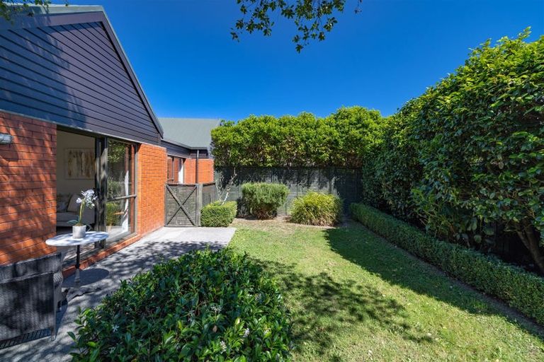 Photo of property in 1/15 Inglewood Place, Avonhead, Christchurch, 8042