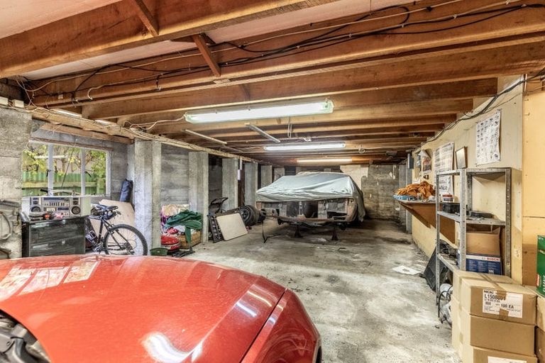 Photo of property in 2 Clyde Street, Gore, 9710