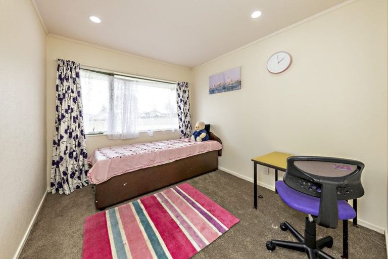 Photo of property in 113 Kindergarten Drive, Conifer Grove, Takanini, 2112