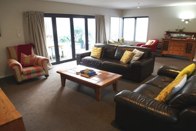 Photo of property in 8 Mona Vale Avenue, Riccarton, Christchurch, 8011