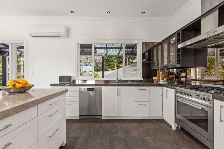 Photo of property in 340 Paremoremo Road, Paremoremo, Auckland, 0632