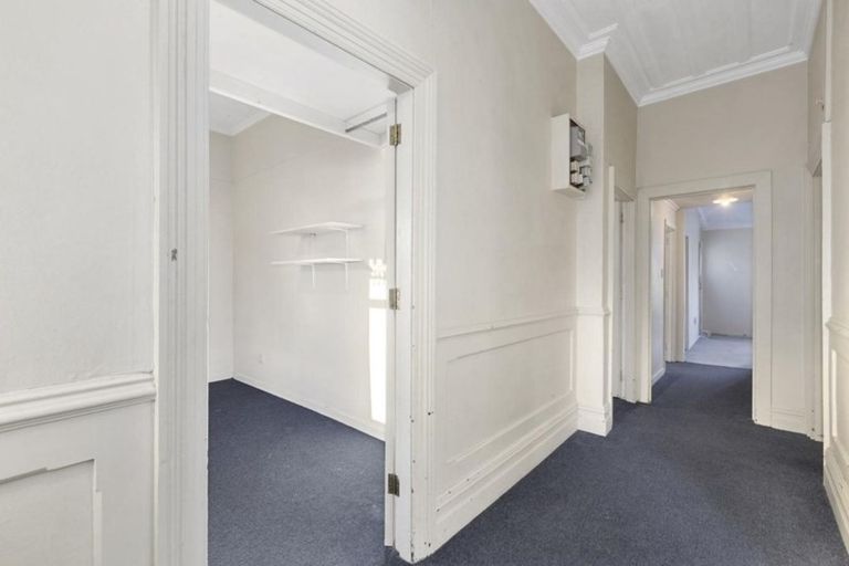 Photo of property in 113 Harbour Terrace, North Dunedin, Dunedin, 9016