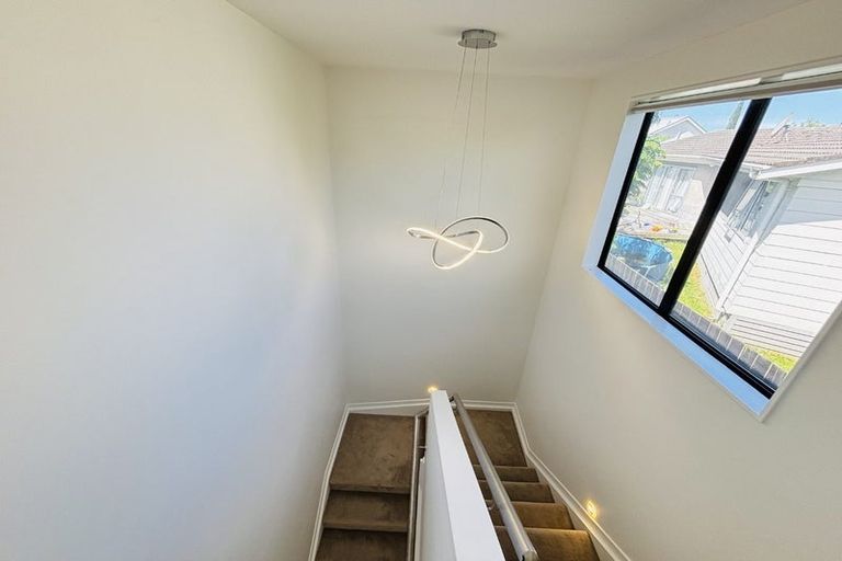 Photo of property in 19c Farwood Drive, Henderson, Auckland, 0612