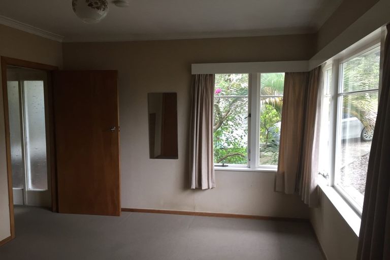 Photo of property in 6 Firth Road, Torbay, Auckland, 0630