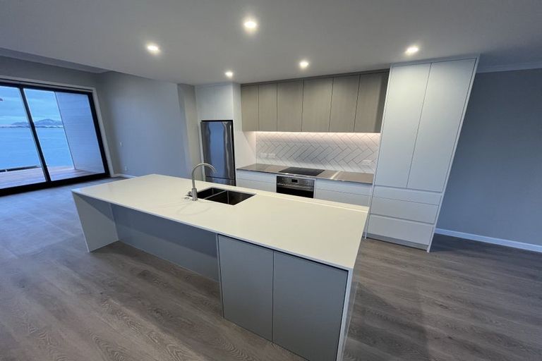 Photo of property in Marrakech Cafe, 6/305 Evans Bay Parade, Hataitai, Wellington, 6021