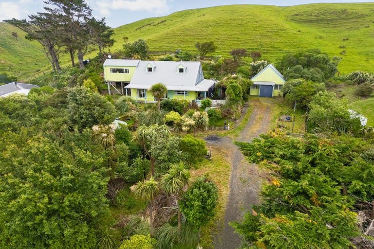 Photo of property in 22 Whangaimoana Beach Road, Whangaimoana, Featherston, 5772
