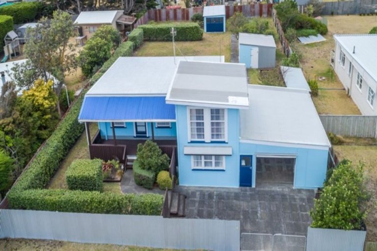 Photo of property in 21 Ruanui Street, Himatangi Beach, Foxton, 4891