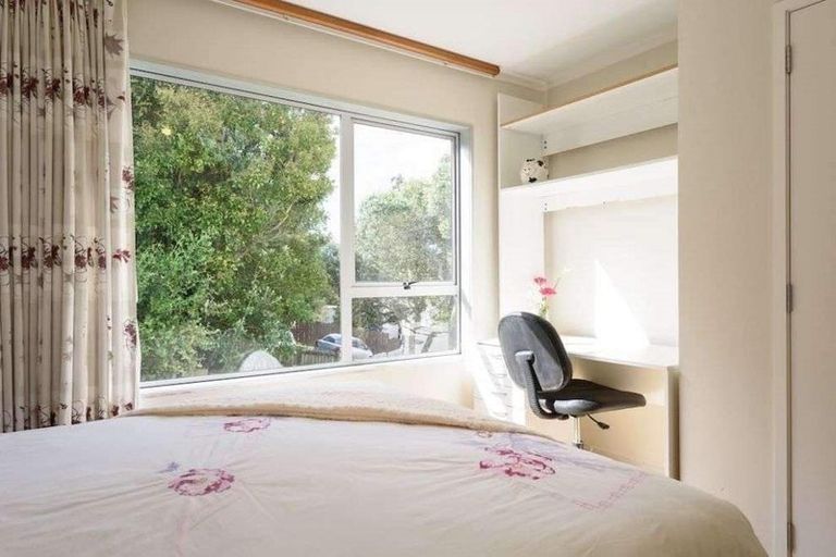 Photo of property in 152 Weatherly Road, Torbay, Auckland, 0630