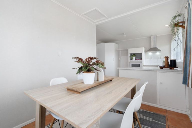 Photo of property in 4 Fairbrother Street, Carterton, 5713