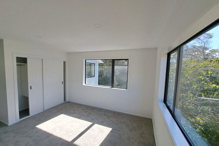 Photo of property in 18c Spinella Drive, Bayview, Auckland, 0629