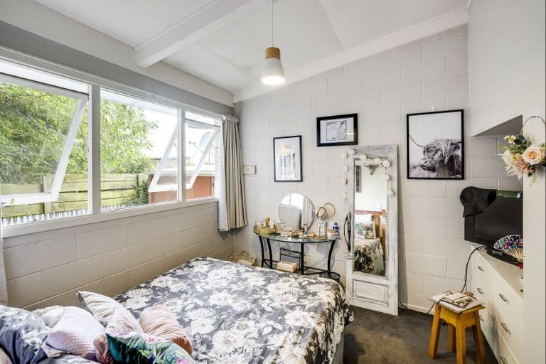 Photo of property in 2/204a Park Road South, Akina, Hastings, 4122