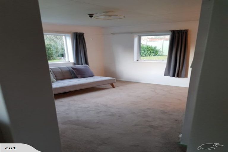 Photo of property in 92 Pleasant Road, Titirangi, Auckland, 0604