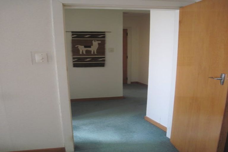 Photo of property in 19a Farm Road, Northland, Wellington, 6012