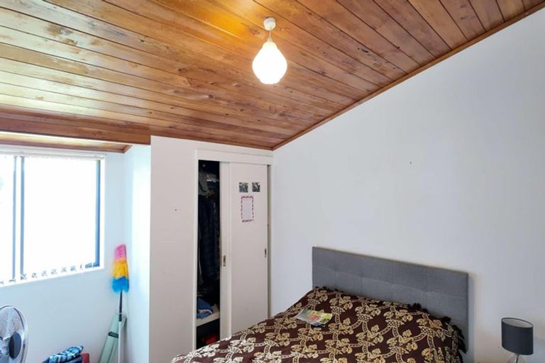 Photo of property in 372 Swanson Road, Ranui, Auckland, 0612