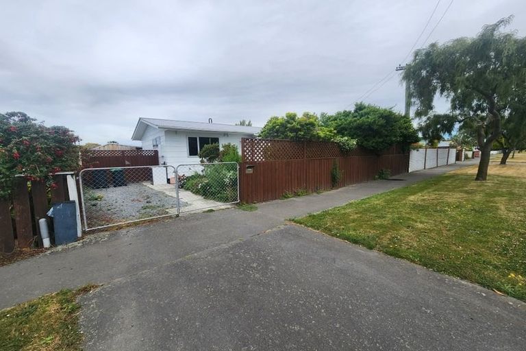 Photo of property in 1 Englefield Road, Belfast, Christchurch, 8051