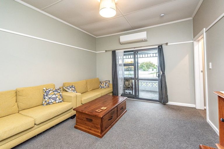 Photo of property in 74 Portal Street, Durie Hill, Whanganui, 4500