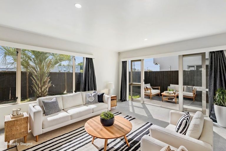 Photo of property in 4/17 Longley Place, Addington, Christchurch, 8024