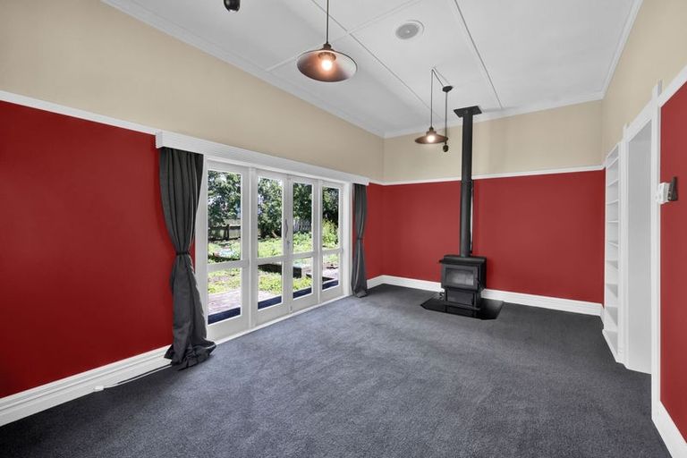 Photo of property in 80 Conway Road, Eltham, 4322