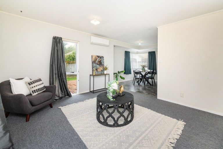 Photo of property in 31 Lydia Place, Kelvin Grove, Palmerston North, 4414