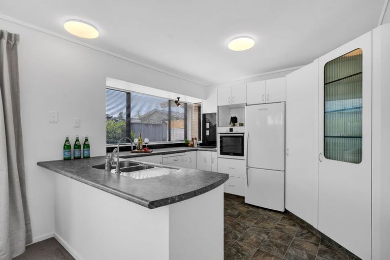Photo of property in 6a Ropiha Street, Fitzroy, New Plymouth, 4312