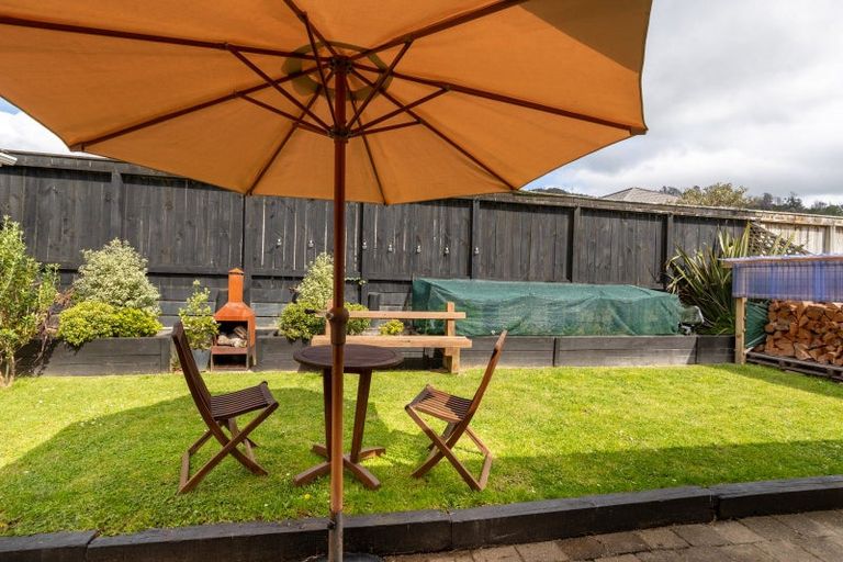 Photo of property in 21a Korau Grove, Stokes Valley, Lower Hutt, 5019