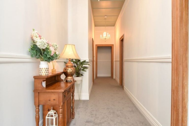 Photo of property in 5 Clifton Avenue, Carterton, 5713