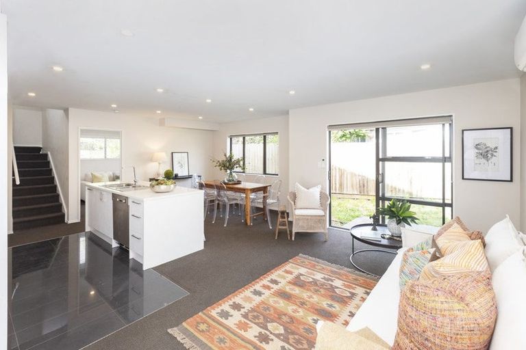 Photo of property in 12b Broadbent Street, Riccarton, Christchurch, 8041