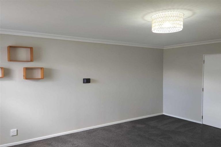 Photo of property in 6b Murray Street, Wallaceville, Upper Hutt, 5018