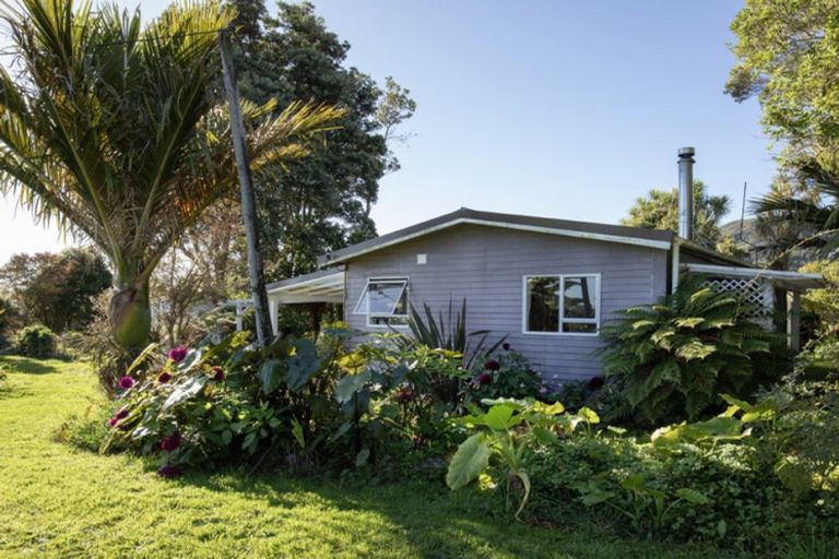 Photo of property in 382 Oparara Road, Karamea, 7893